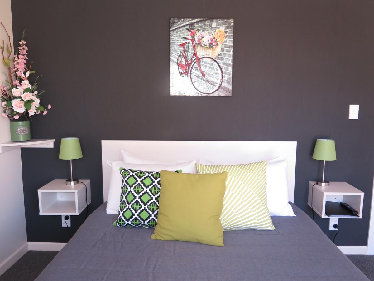 Wheels And Reels Accommodation Mossburn Екстериор снимка