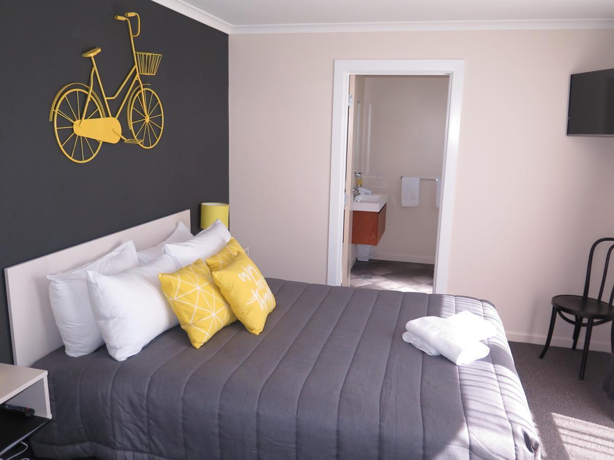 Wheels And Reels Accommodation Mossburn Екстериор снимка
